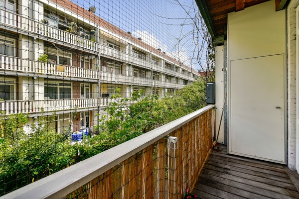Medium property photo - Djambistraat 11-1, 1094 AW Amsterdam